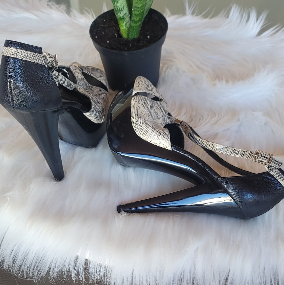 JESSICA SIMPSON HEELS - Picture 4 of 5